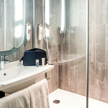 Ibis Gare Du Nord La Fayette Hotel Paris