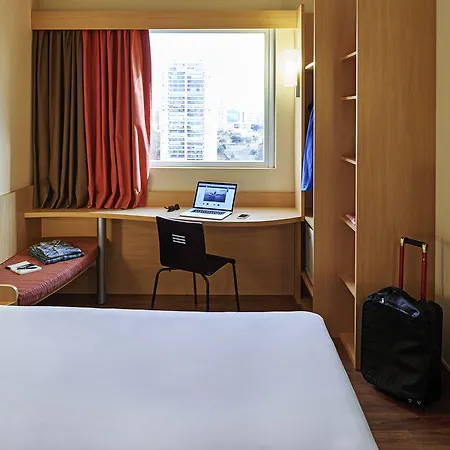 Ibis Gare Du Nord La Fayette Hotel Paris