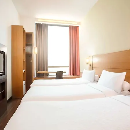 Ibis Gare Du Nord La Fayette Hotel Paris