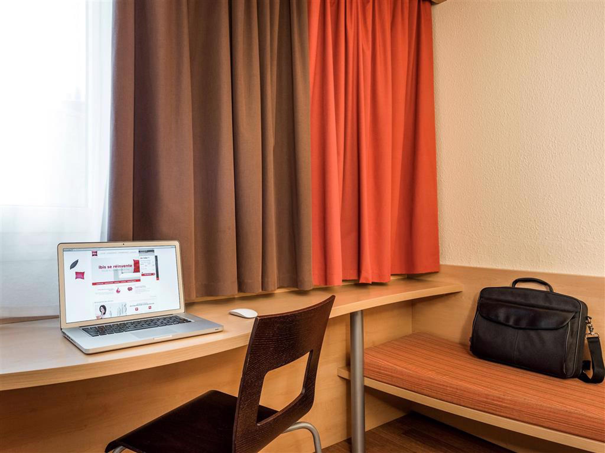 Ibis Gare Du Nord La Fayette Hotel 3*